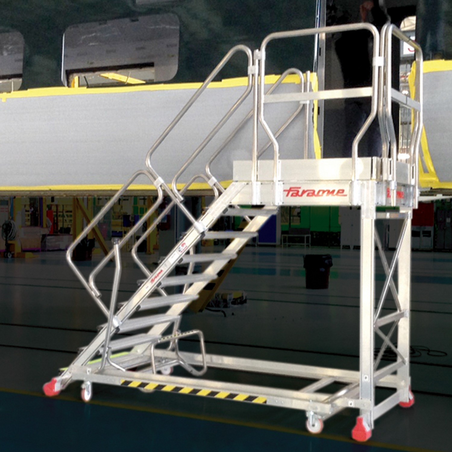 EM202 | Escalera a Medida para Mantenimiento y acceso de Trenes