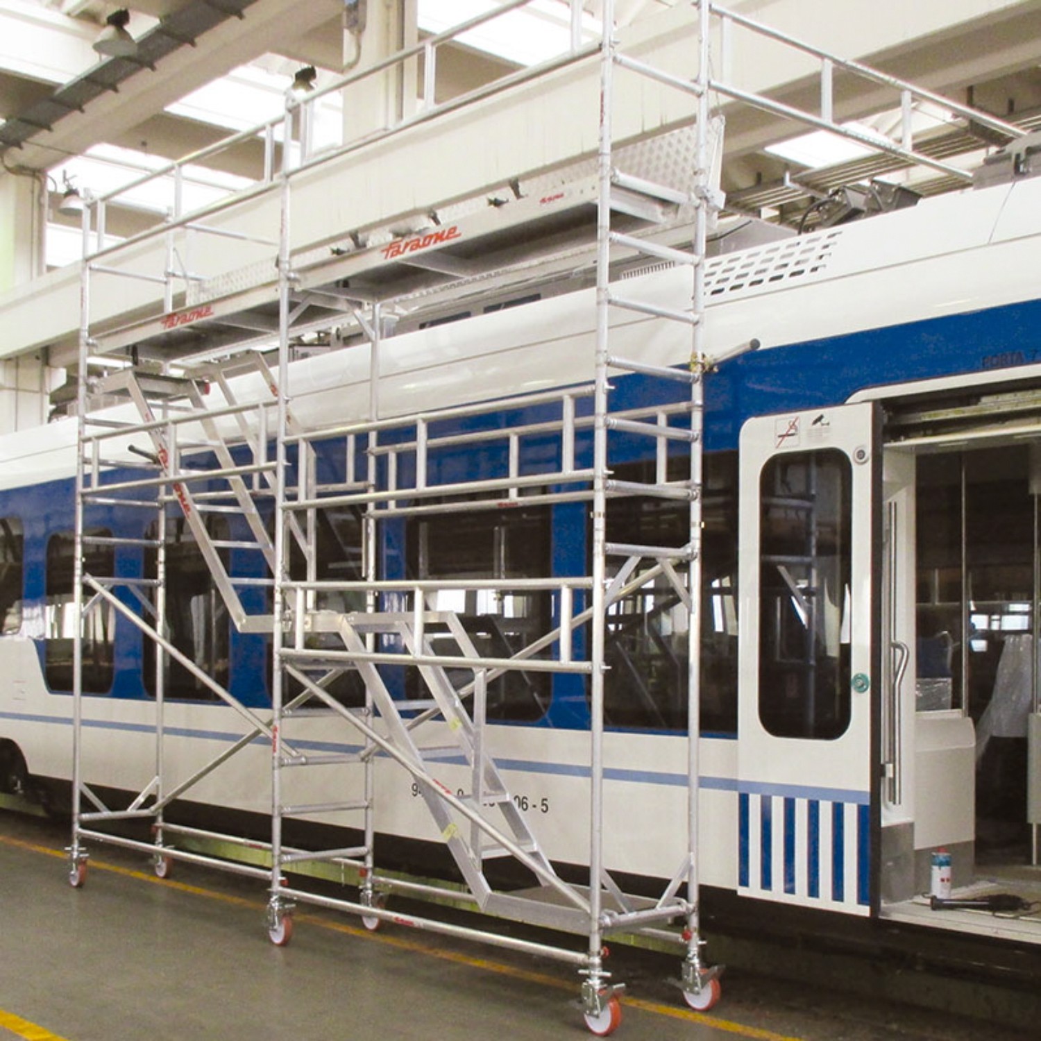 EM214 | Andamio especial para Mantenimiento de Trenes