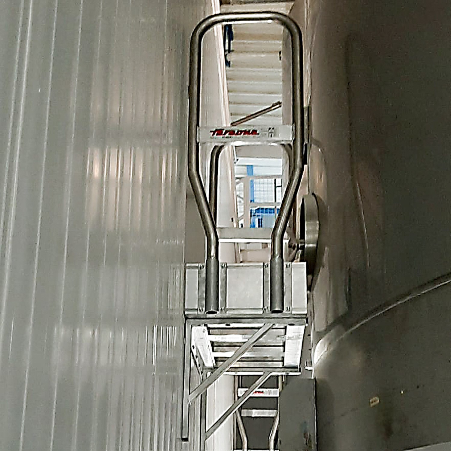 EM1114 | Pasarela de Cruce